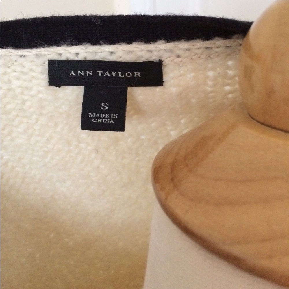 Ann Taylor tipped cardigan jacket ivory - Picture 5 of 5